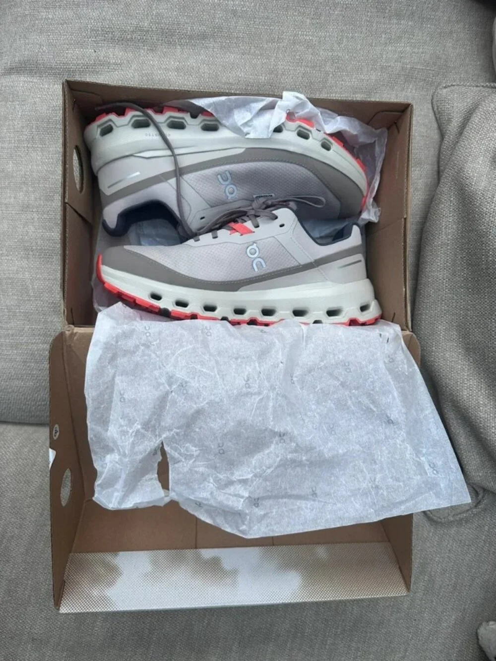 On Cloudvista 2 Waterproof Women's Running Shoes US 8